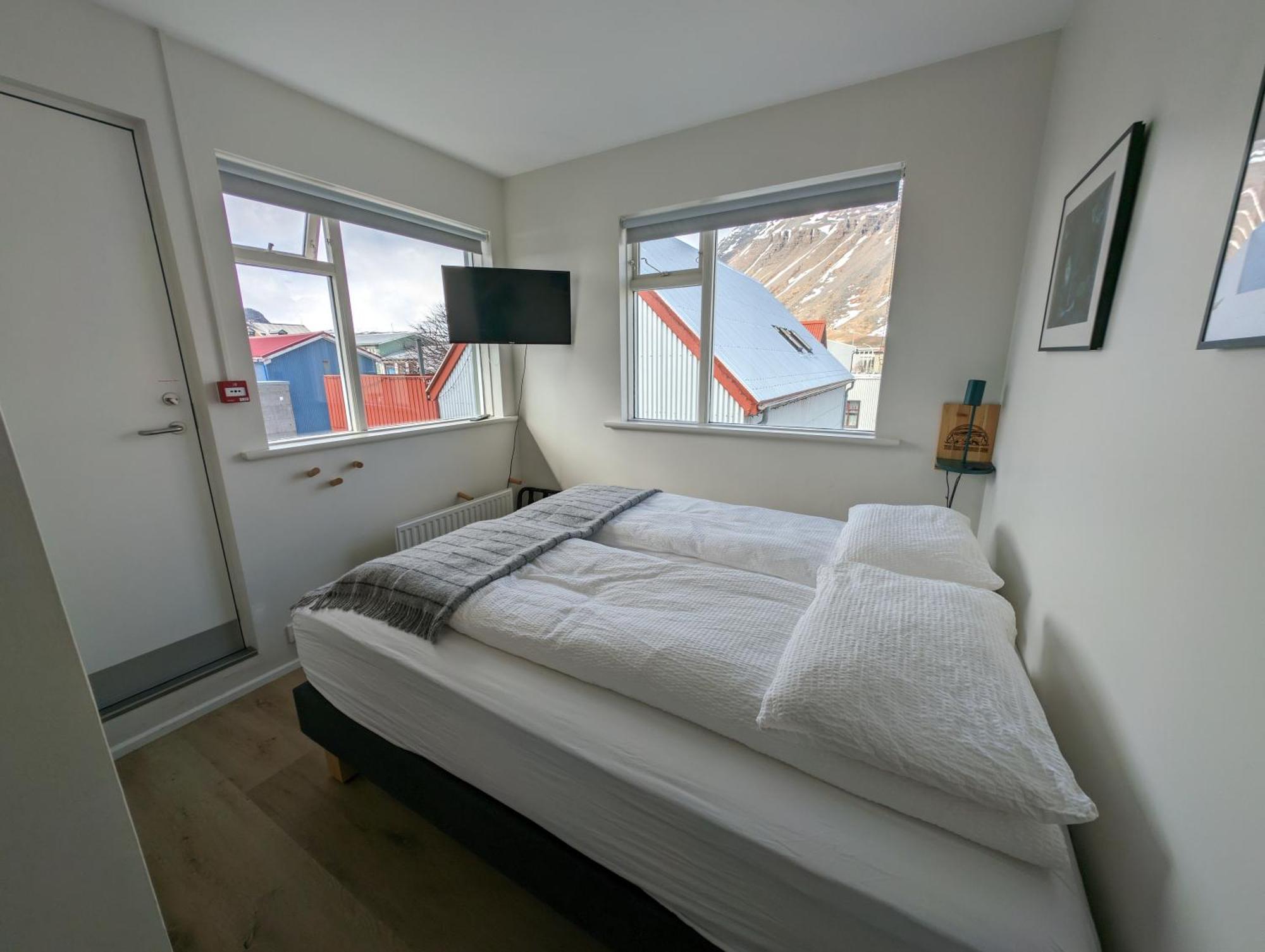 The Isafjoerthur Inn By Ourhotels Exteriör bild